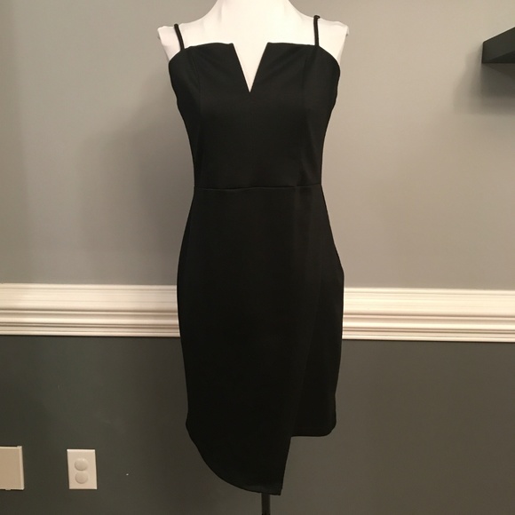 Guess Dresses & Skirts - New Guess Black Dress